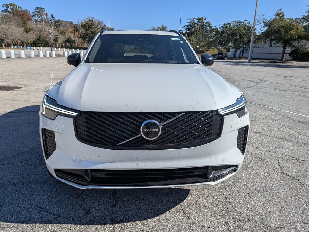 2026 Volvo XC90 Ultra - Photo 9