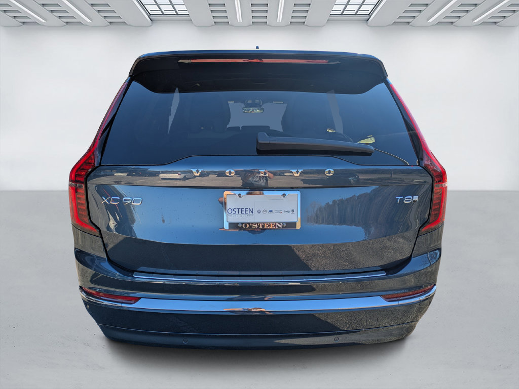 New 2026 Volvo XC90 plug-in hybrid T8 Plus 7-Seater SUV
