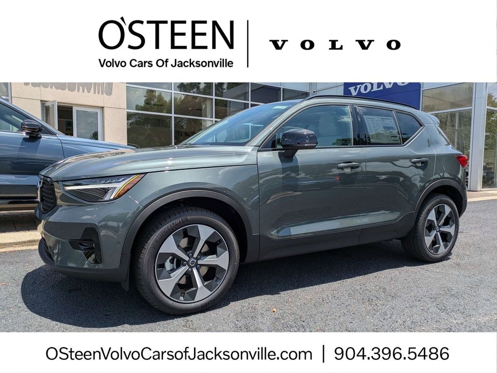 New 2026 Volvo XC40 B5 Plus SUV