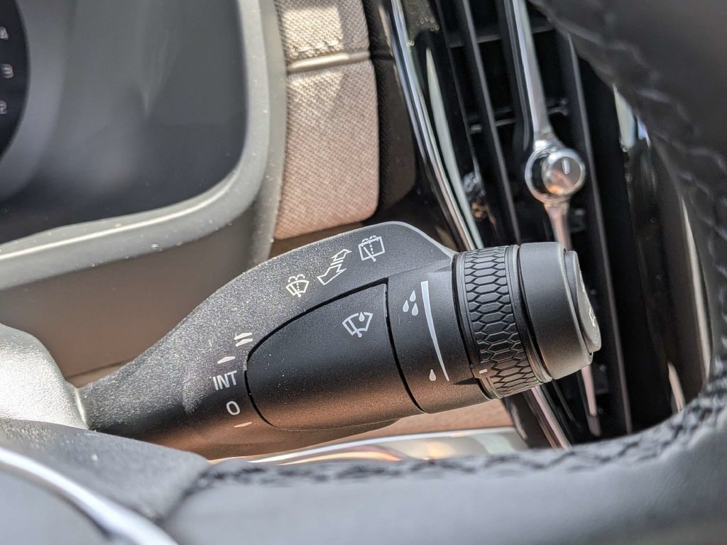 2026 Volvo XC90 Plus - Photo 38