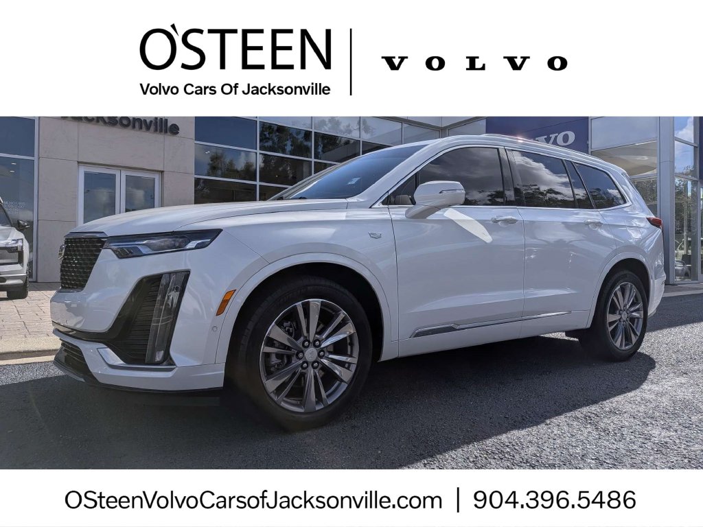  Cadillac XT6