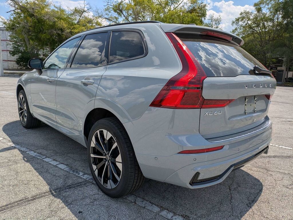 New 2026 Volvo XC60 B5 Plus SUV