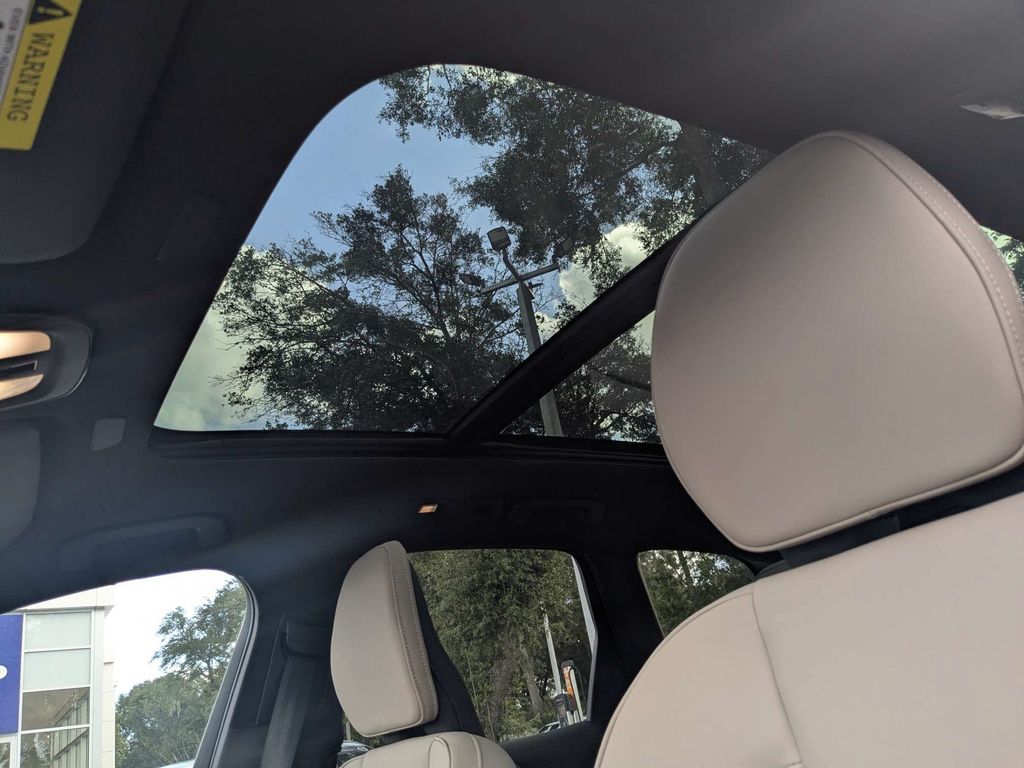 2026 Volvo XC60 Core - Photo 25