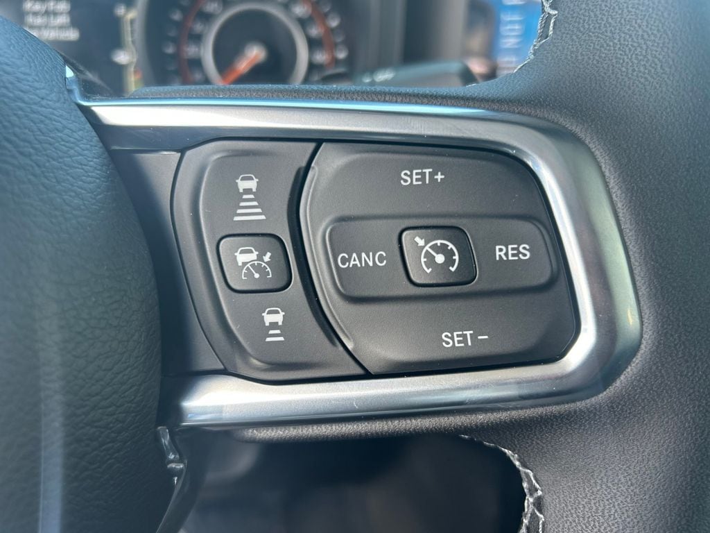 2026 Jeep Wrangler 4-Door Sahara - Photo 21