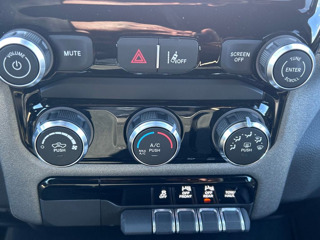 2026 RAM 1500 Tradesman - Photo 11