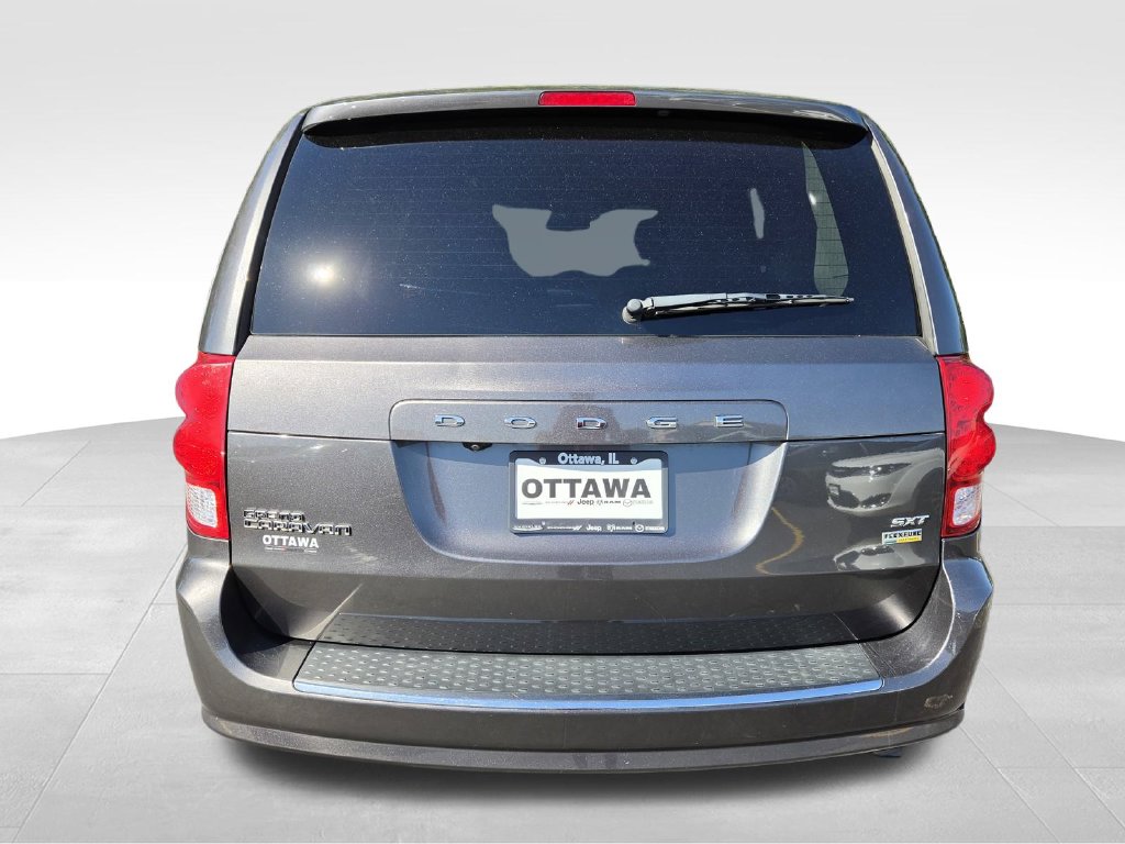 Used 2019 Dodge Grand Caravan SXT Van Passenger Van
