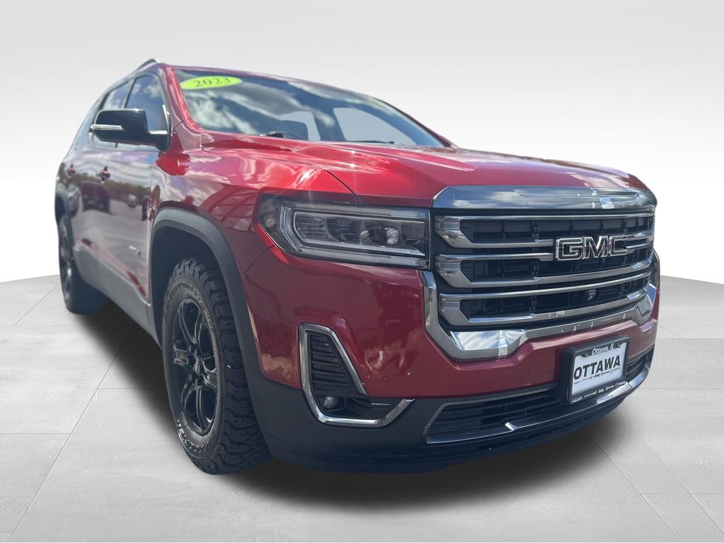 2023 GMC Acadia AT4