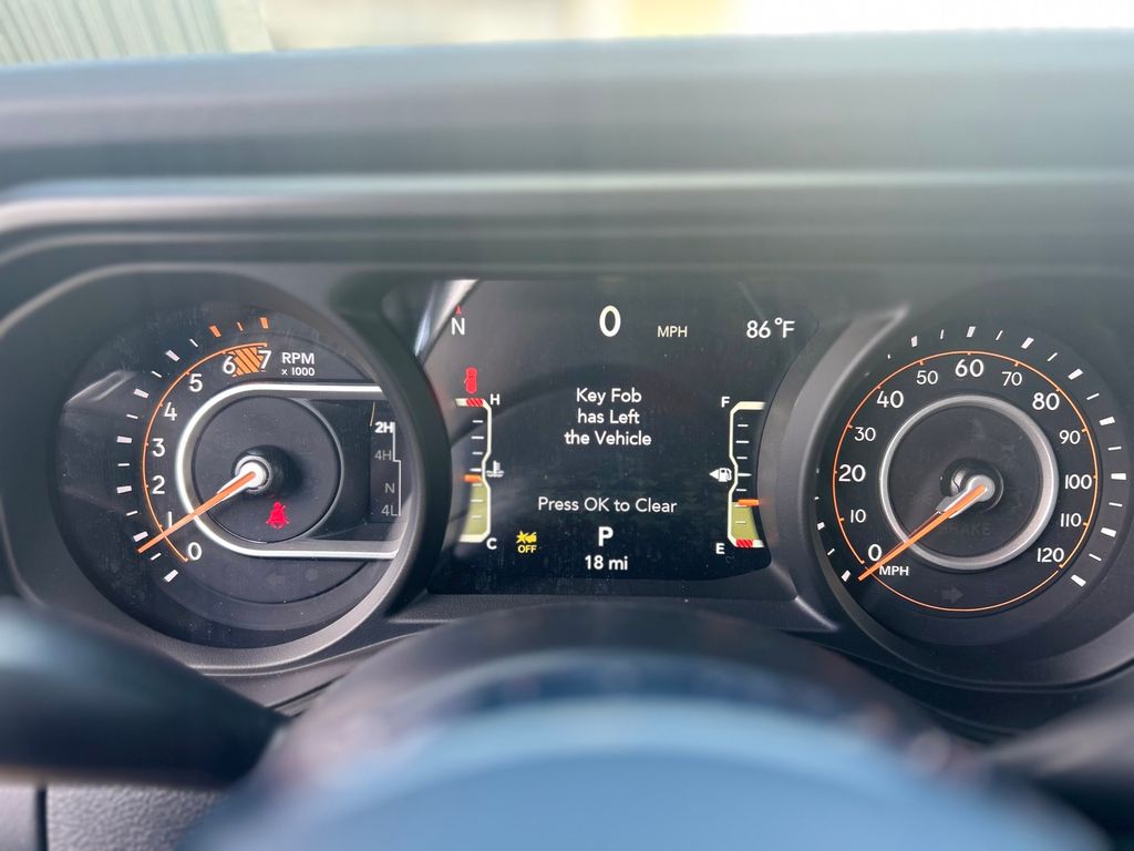 2026 Jeep Wrangler 4-Door Sahara - Photo 18