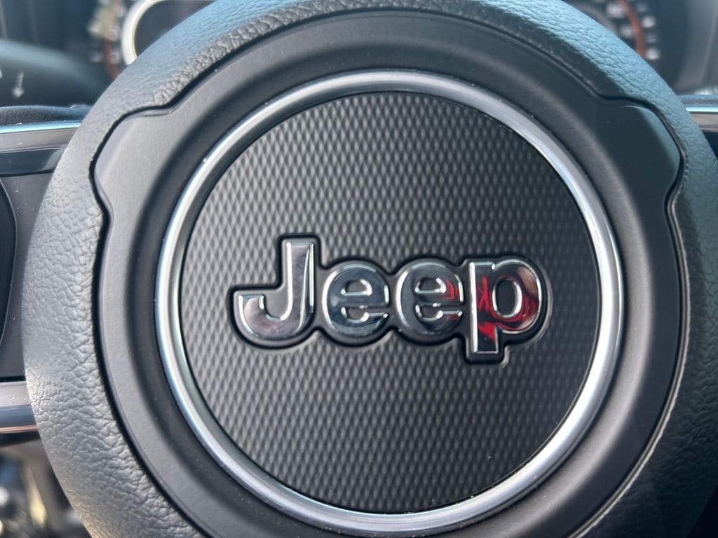 2026 Jeep Wrangler 4-Door Sahara - Photo 19