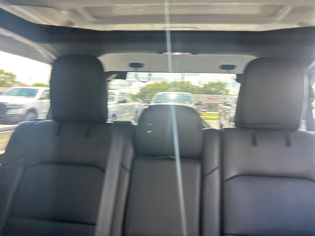 2026 Jeep Wrangler 4-Door Sahara - Photo 12