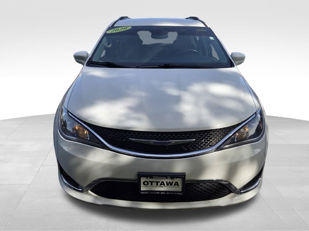 2C4RC1EG9LR257551