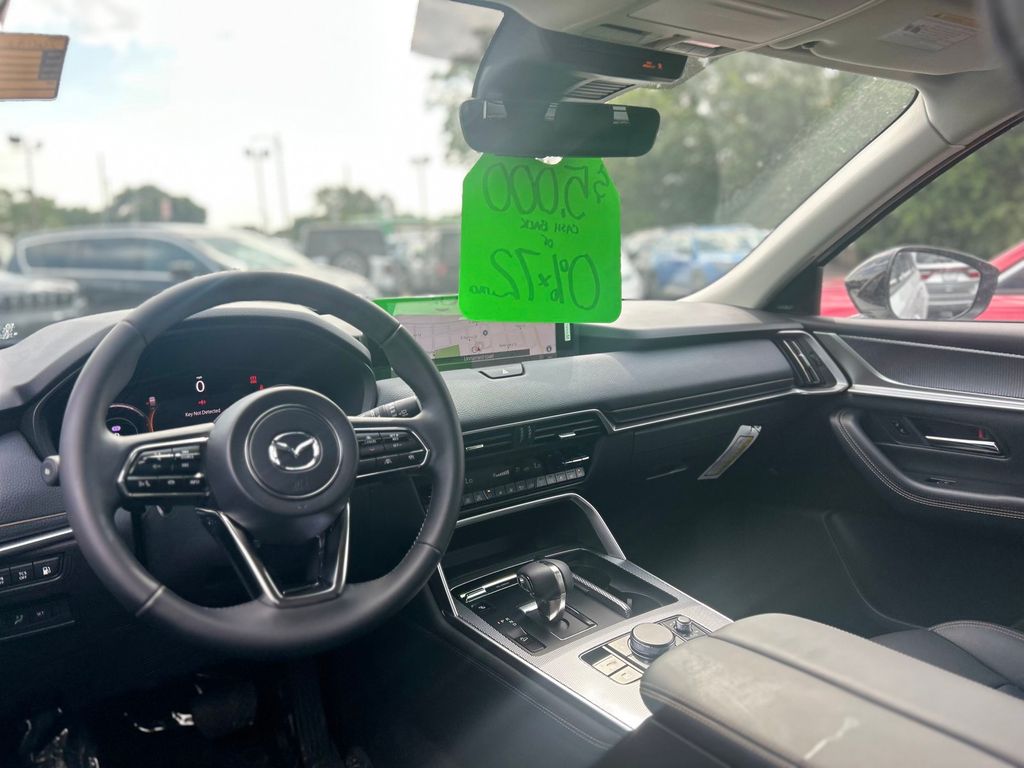 2026 Mazda CX-90 Premium Package - Photo 28