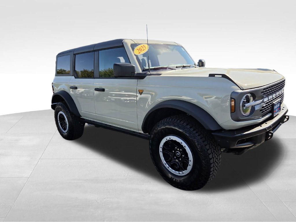 Used 2025 Ford Bronco Badlands SUV
