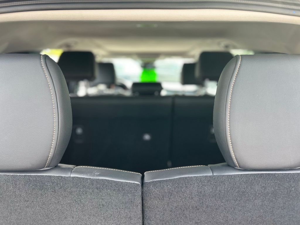 2026 Mazda CX-90 Premium Package - Photo 32