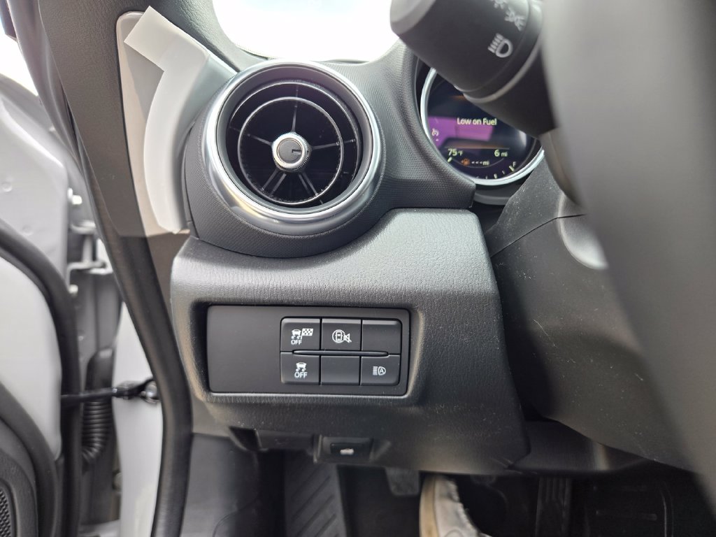 2026 Mazda MX-5 Miata Grand Touring - Photo 10