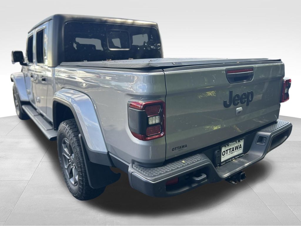 Used 2021 Jeep Gladiator Sport Truck