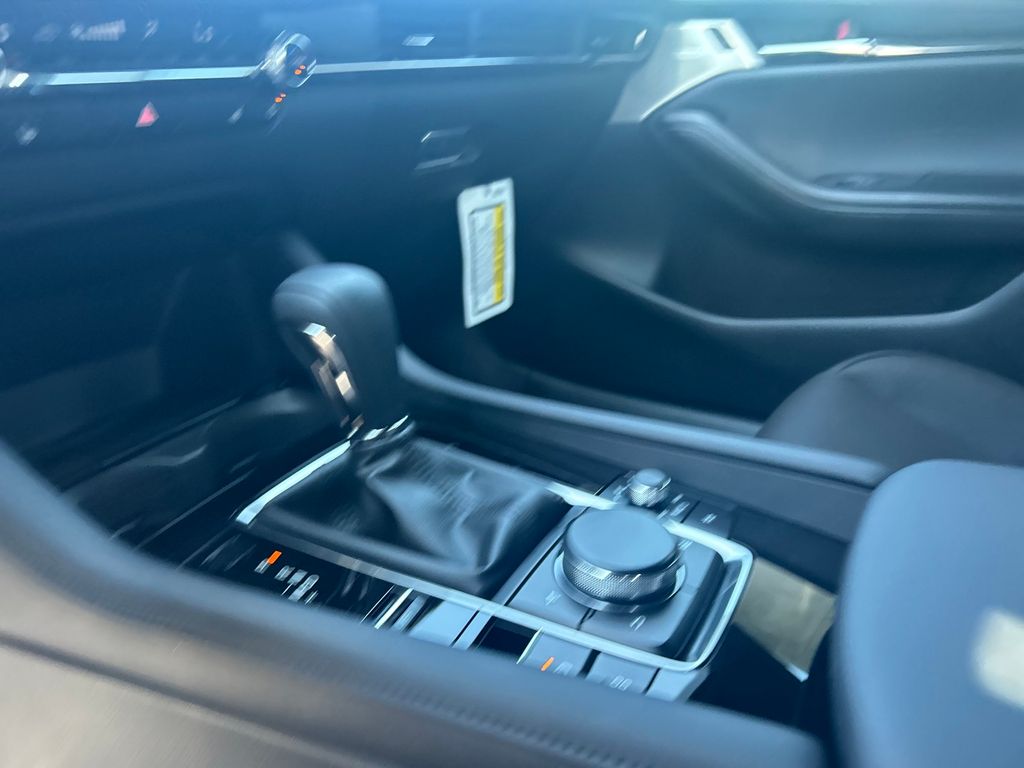 2026 Mazda Mazda3 Turbo Premium Plus - Photo 9