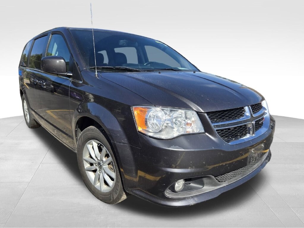 Used 2019 Dodge Grand Caravan SXT Van Passenger Van