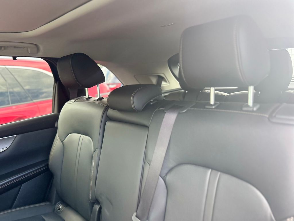 2026 Mazda CX-90 Premium Package - Photo 25