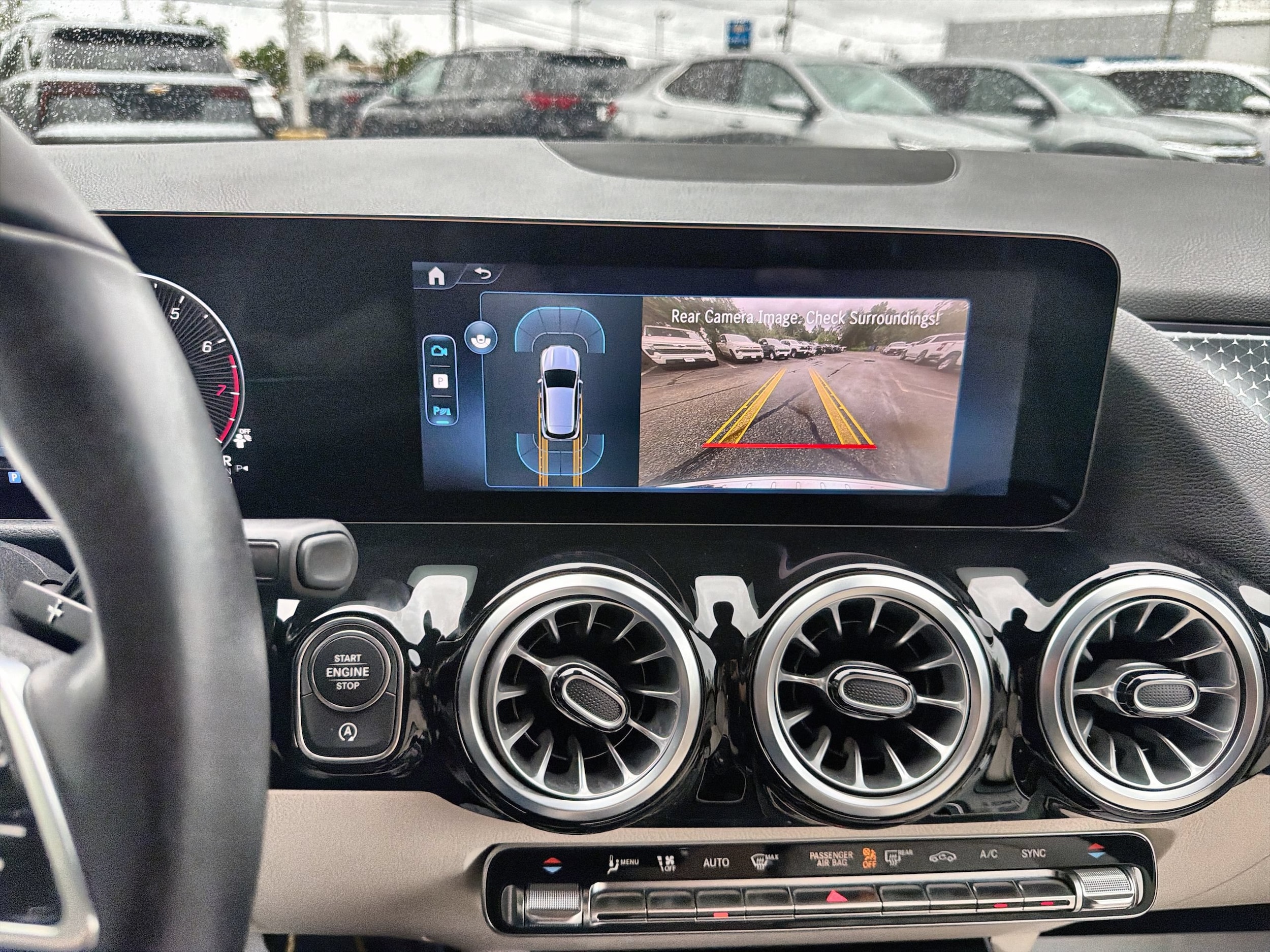 2025 Mercedes-Benz GLA GLA250 - Photo 15