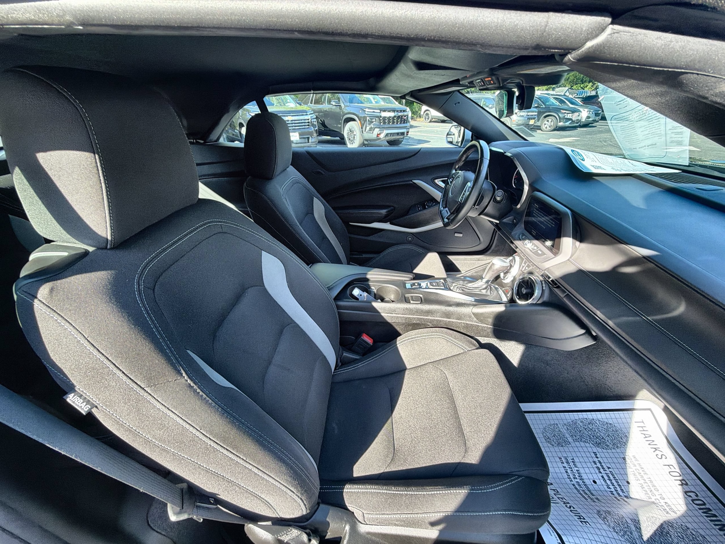 2024 Chevrolet Camaro LT1 - Photo 29