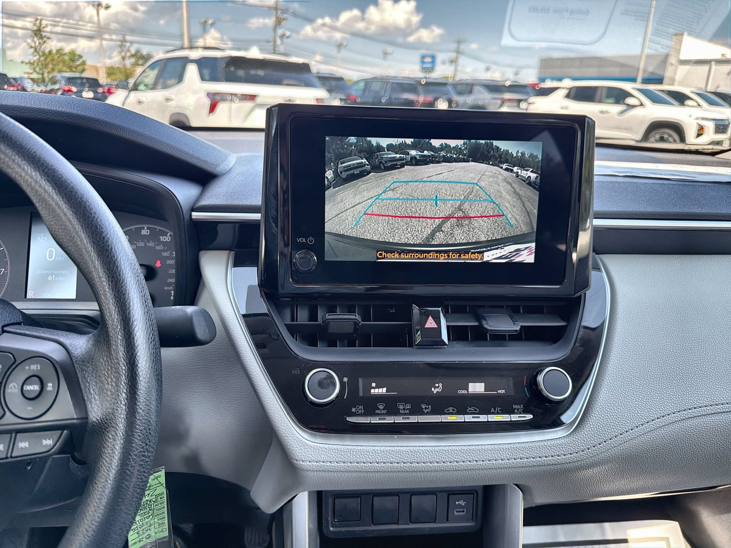 2023 Toyota Corolla Cross L - Photo 14