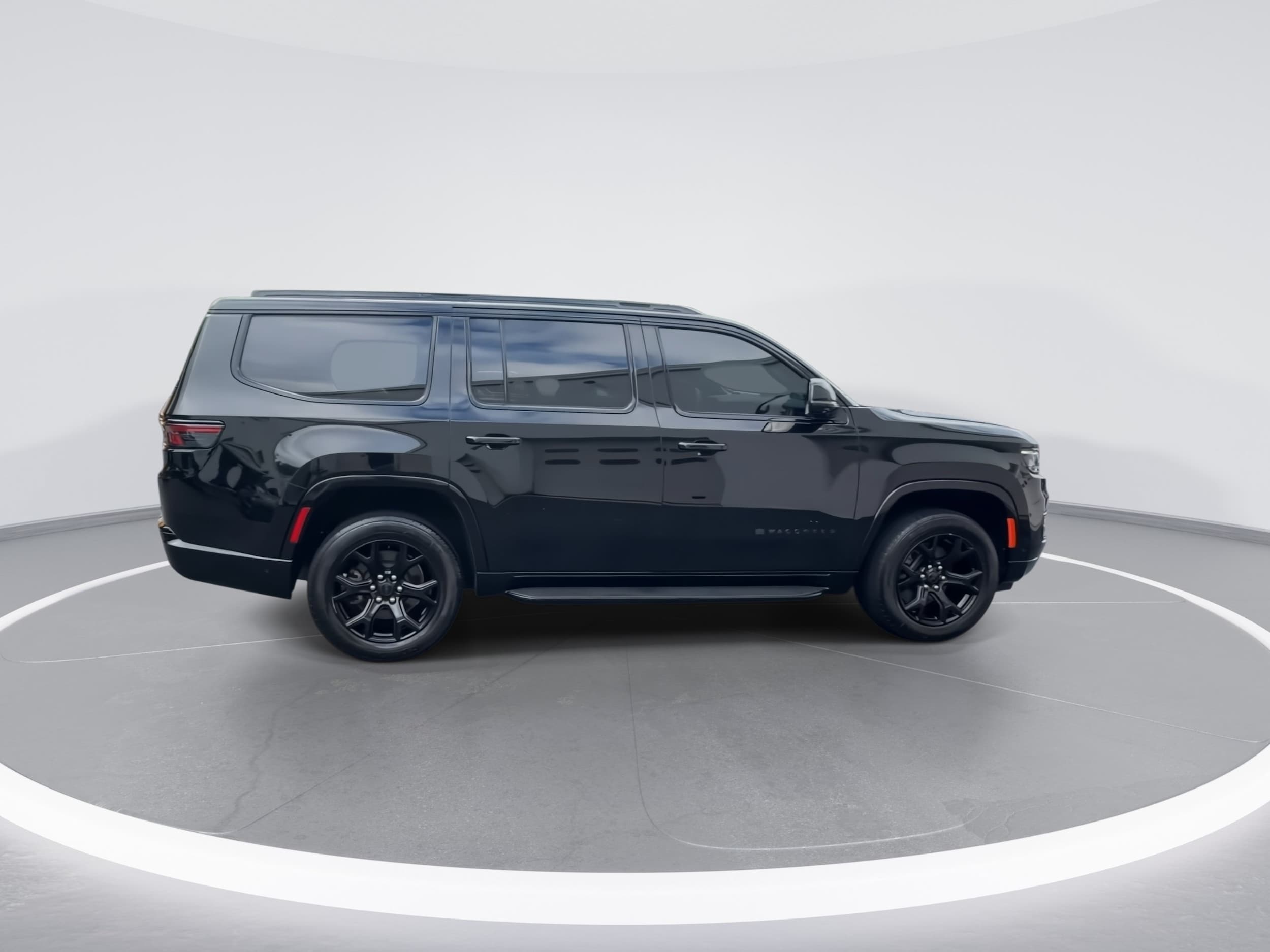 2025 Jeep Wagoneer Series II - Photo 9