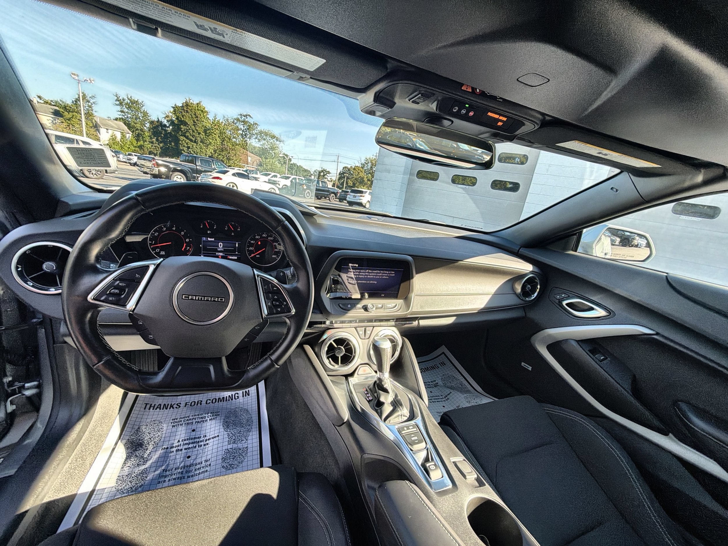 2024 Chevrolet Camaro LT1 - Photo 21