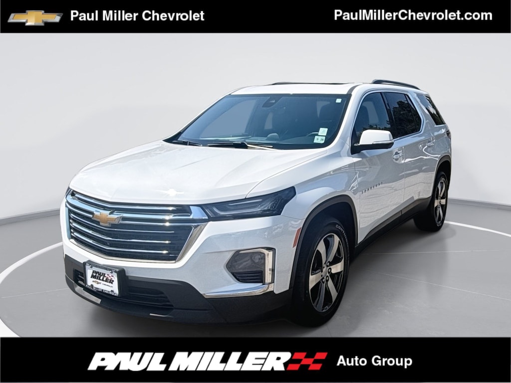 Used 2023 Chevrolet Traverse LT Leather SUV