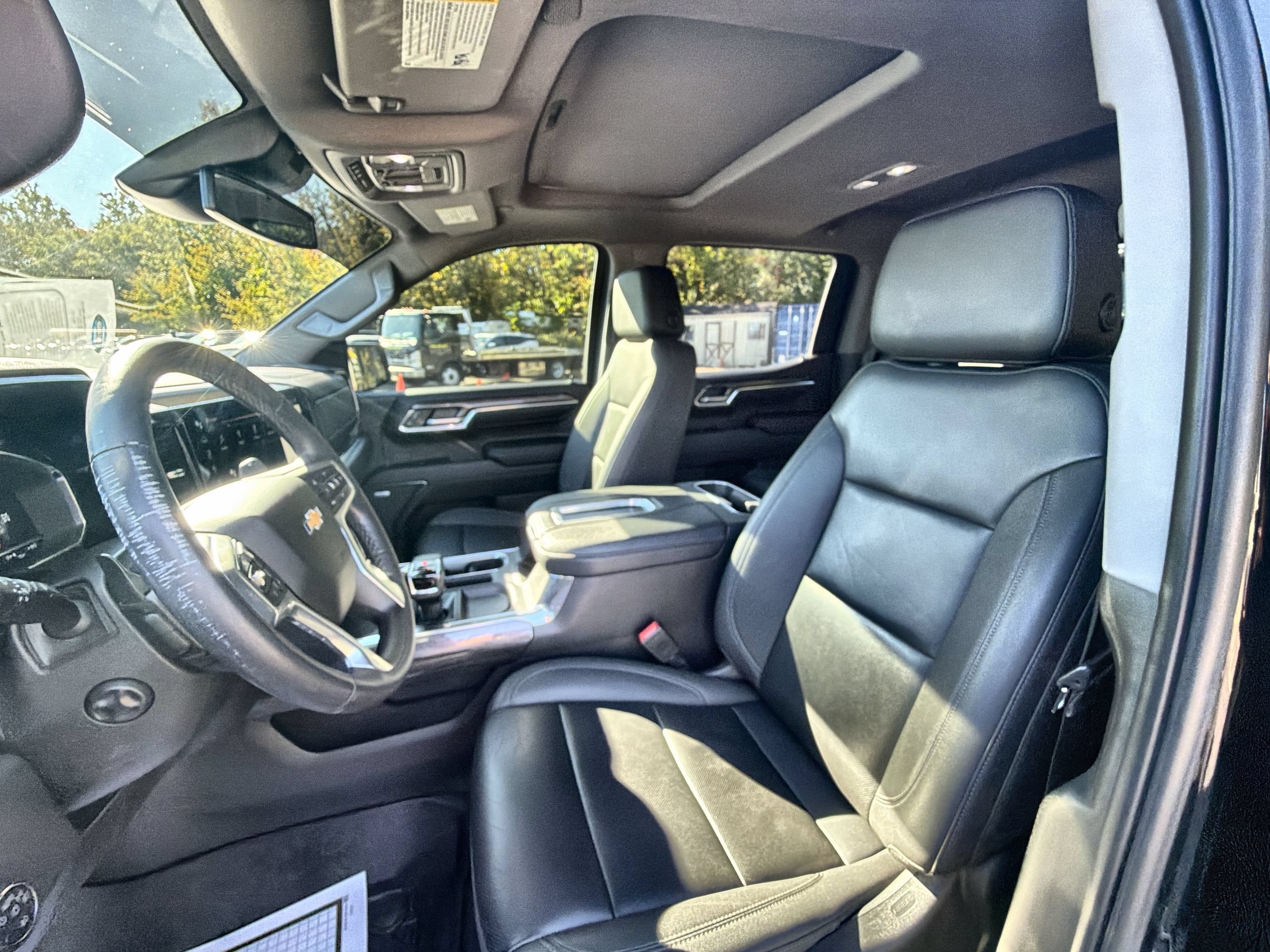 2022 Chevrolet Silverado 1500 LTZ - Photo 20