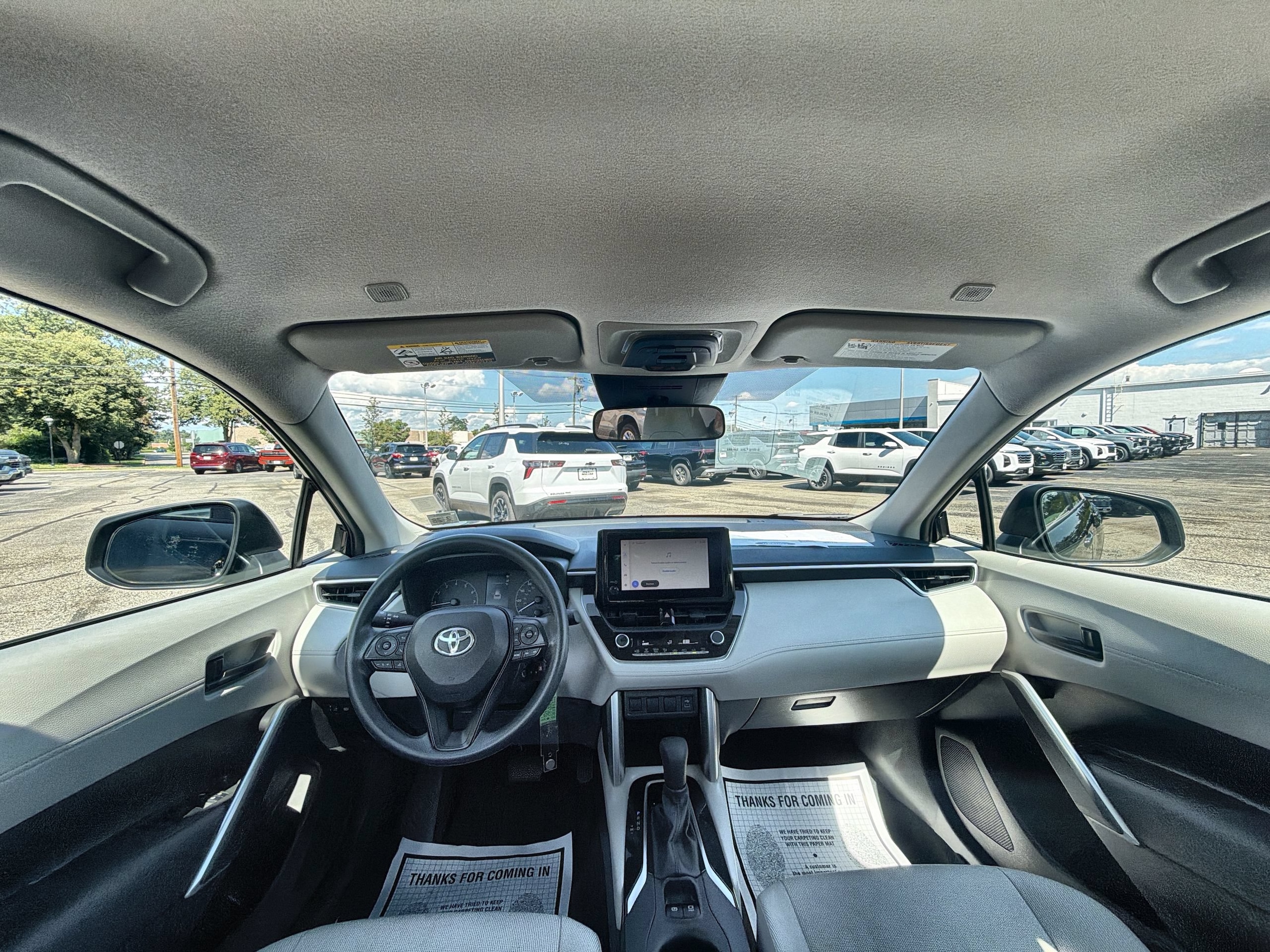 2023 Toyota Corolla Cross L - Photo 20