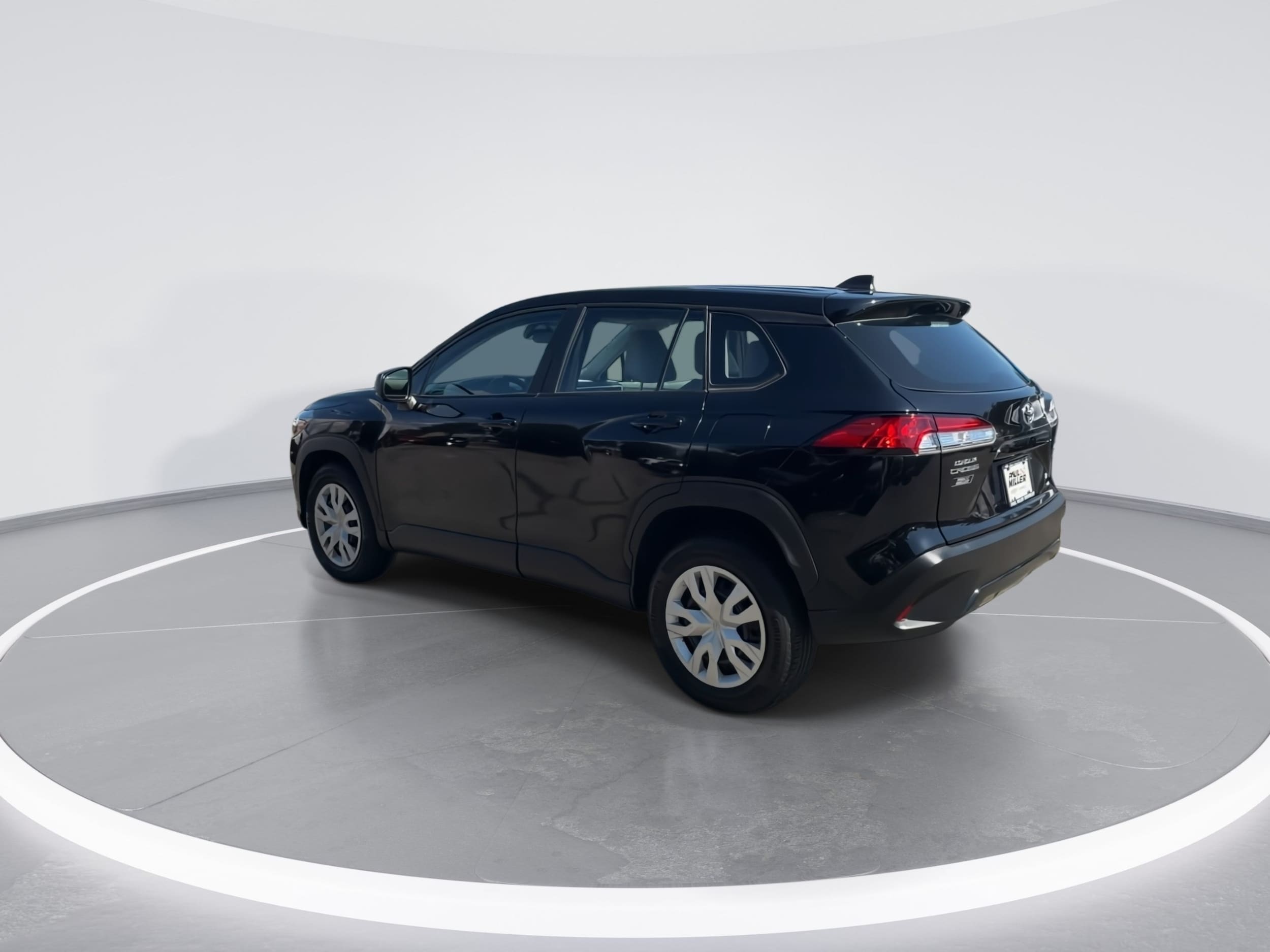 2023 Toyota Corolla Cross L - Photo 6