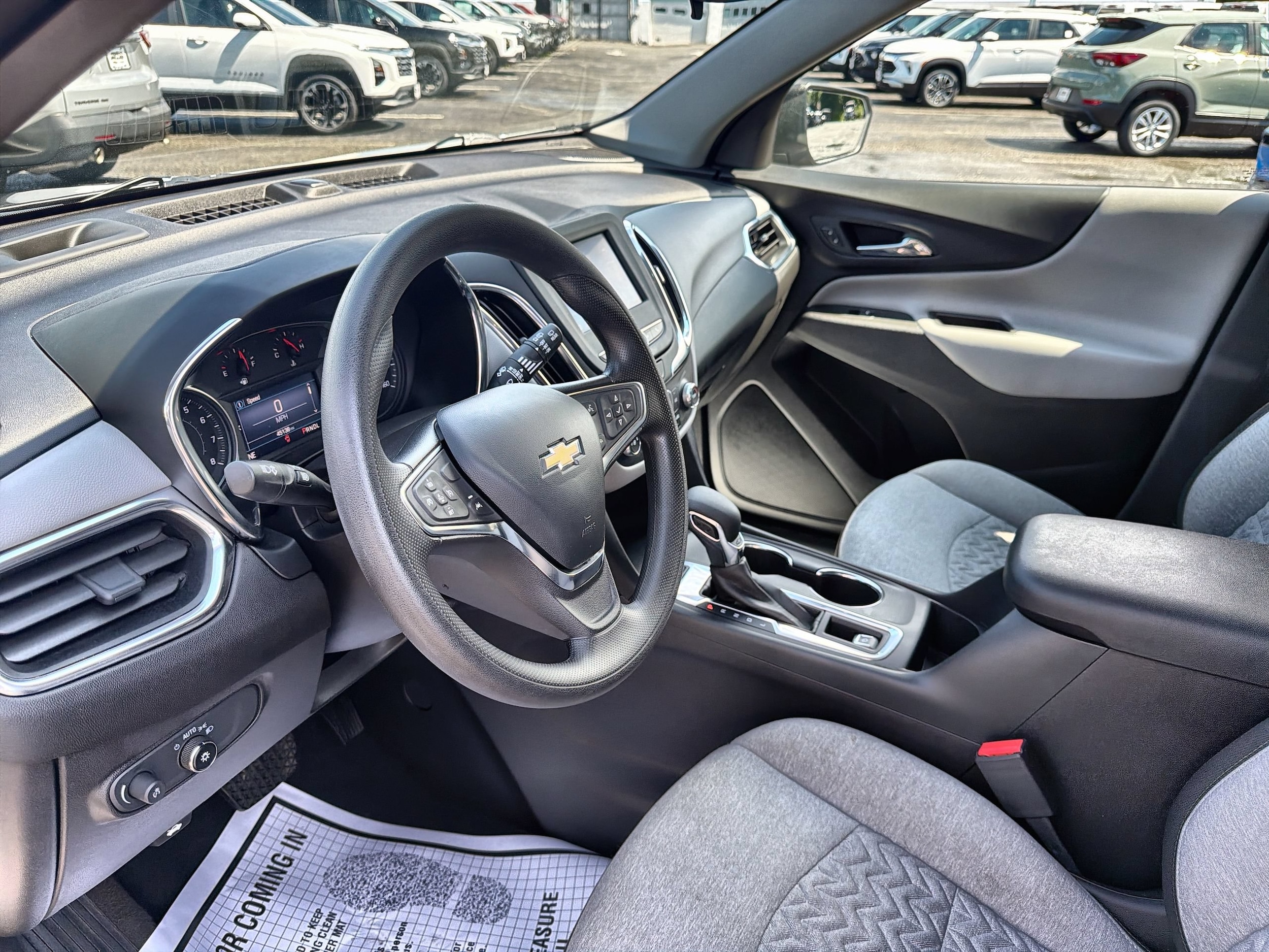 2024 Chevrolet Equinox LS - Photo 11