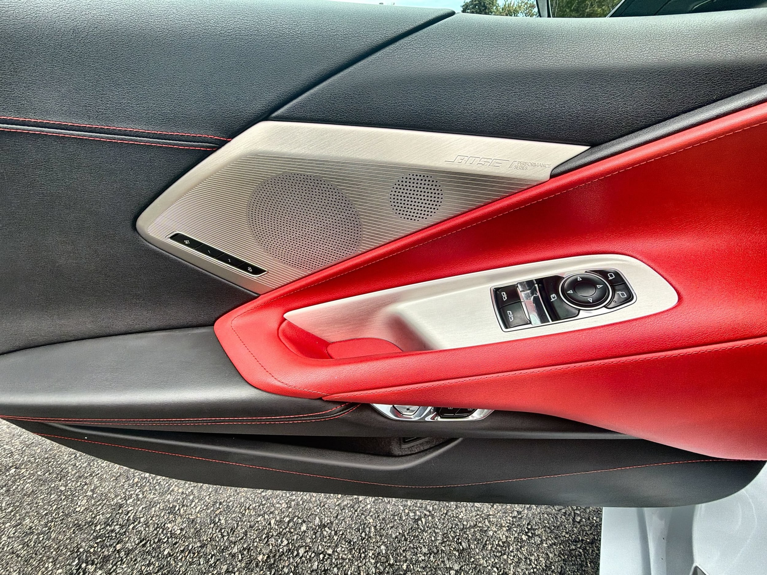 2020 Chevrolet Corvette 2LT - Photo 24
