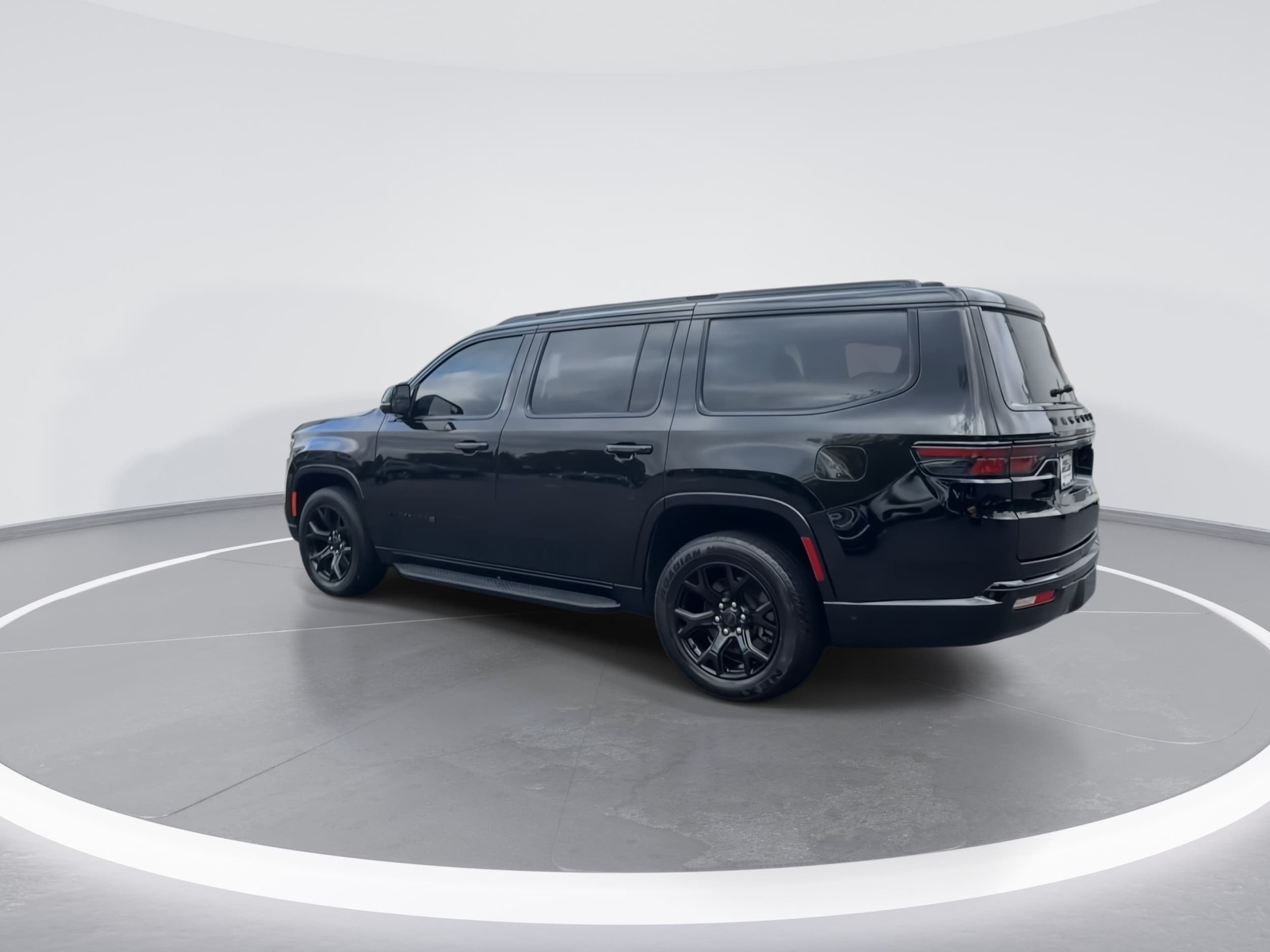 2025 Jeep Wagoneer Series II - Photo 6