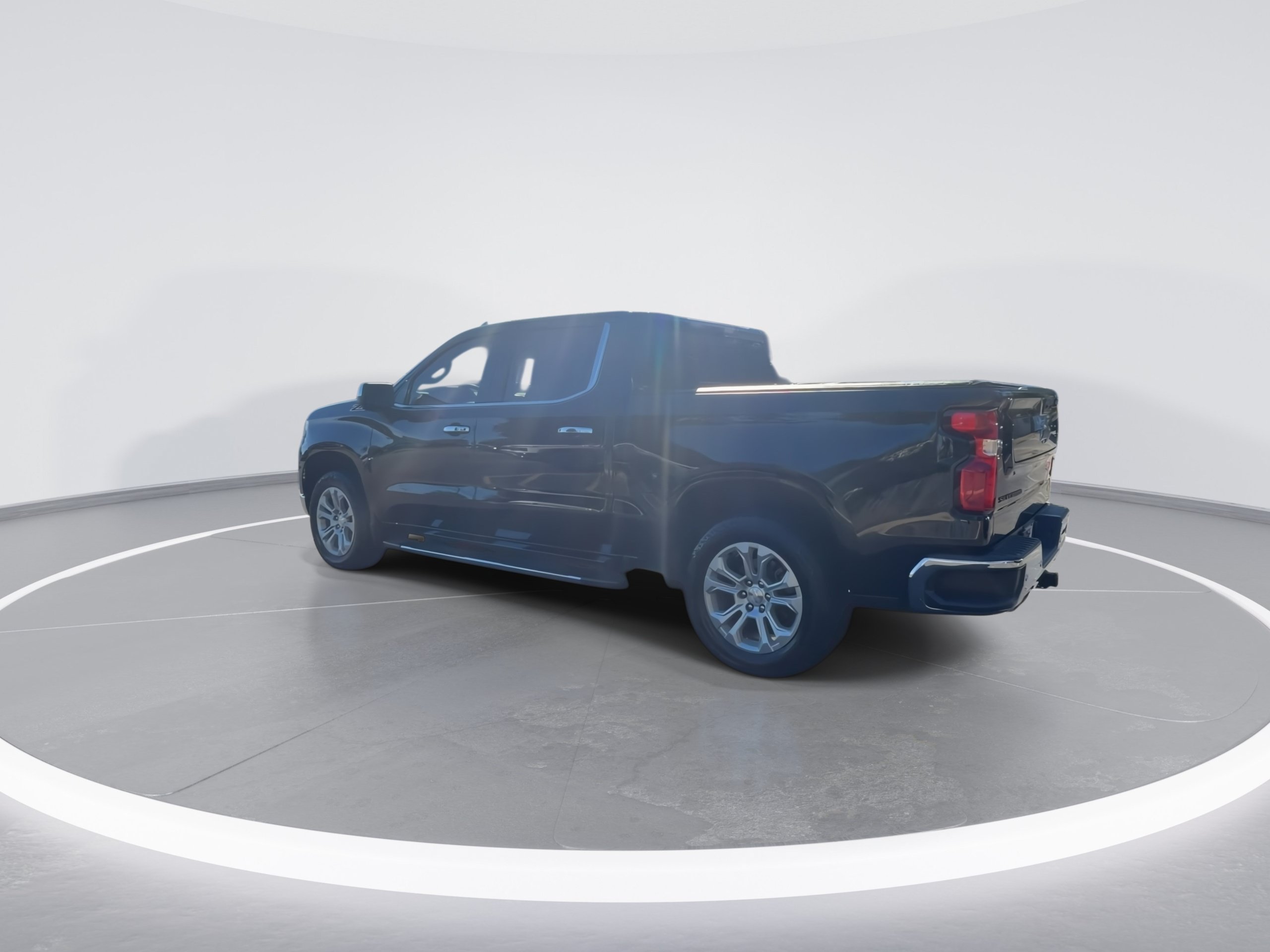 2022 Chevrolet Silverado 1500 LTZ - Photo 6