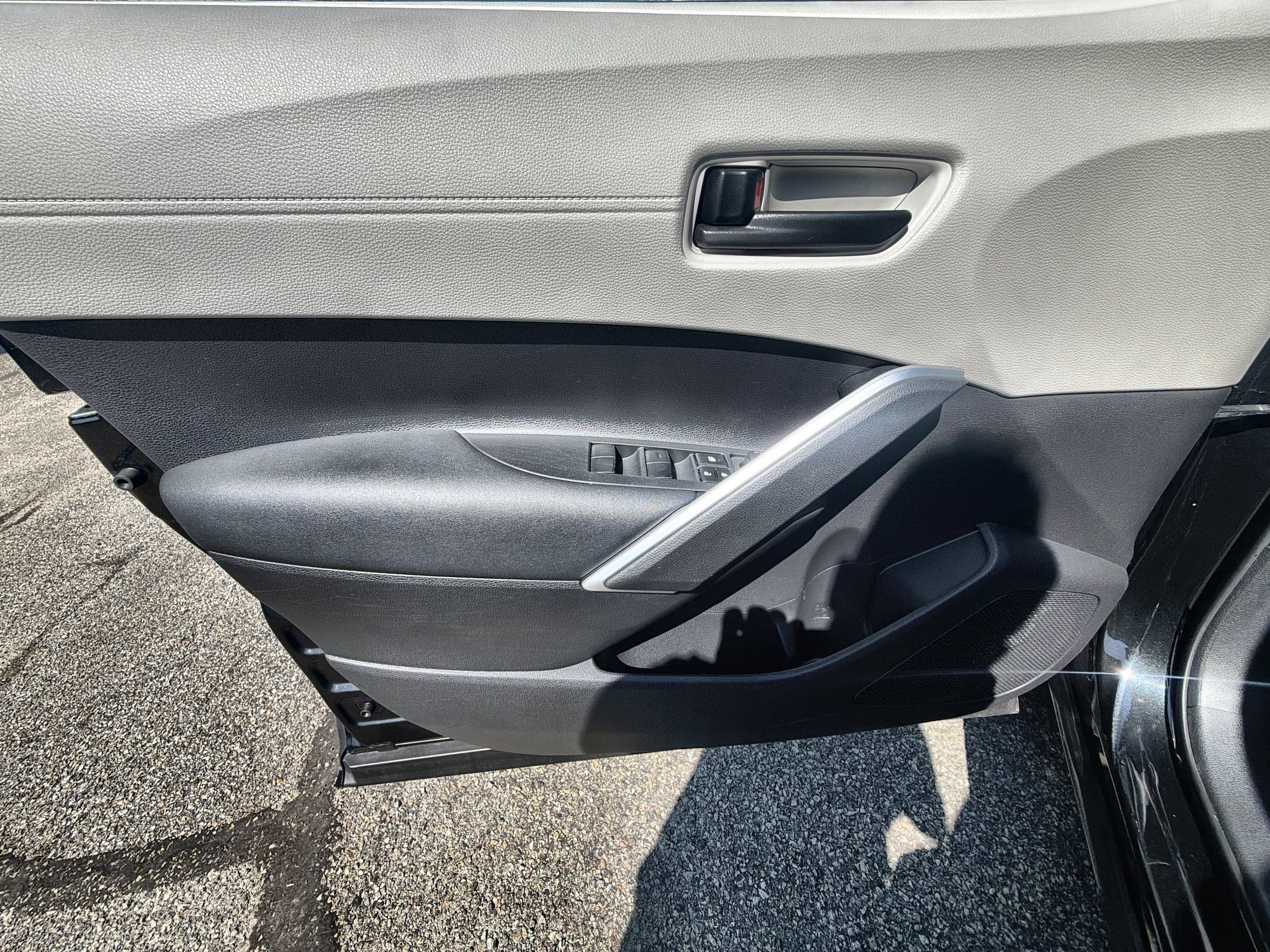 2023 Toyota Corolla Cross L - Photo 22