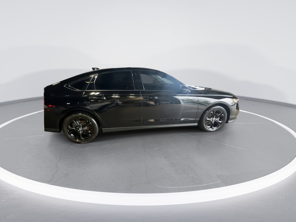 Used 2025 Honda Accord Sedan SE Sedan