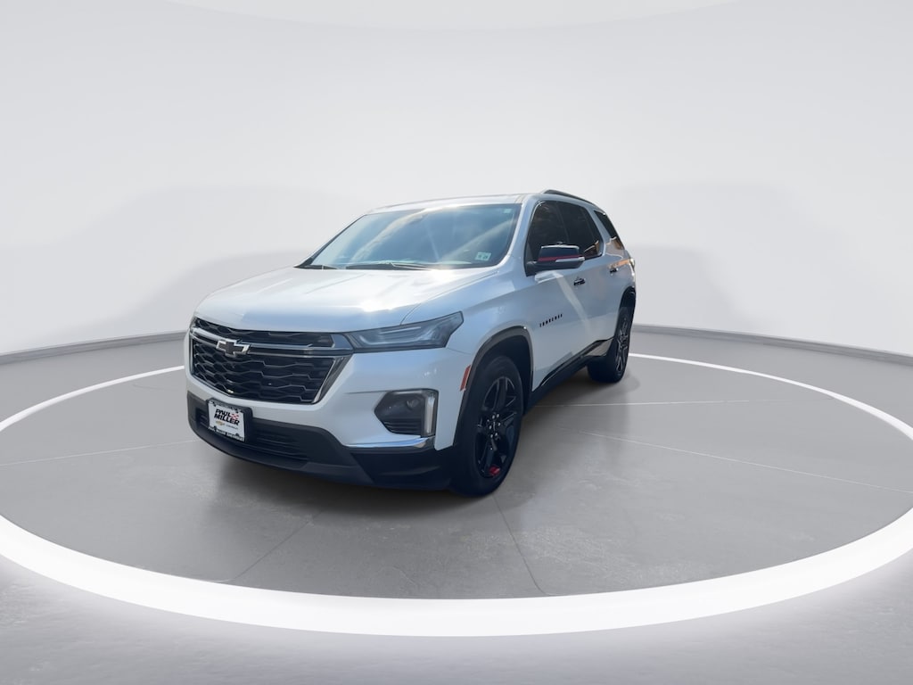 Used 2023 Chevrolet Traverse Premier SUV