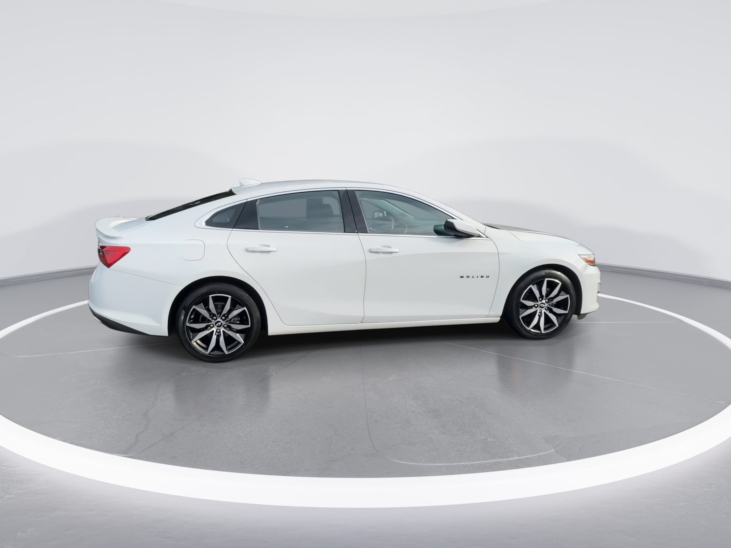2022 Chevrolet Malibu RS - Photo 9