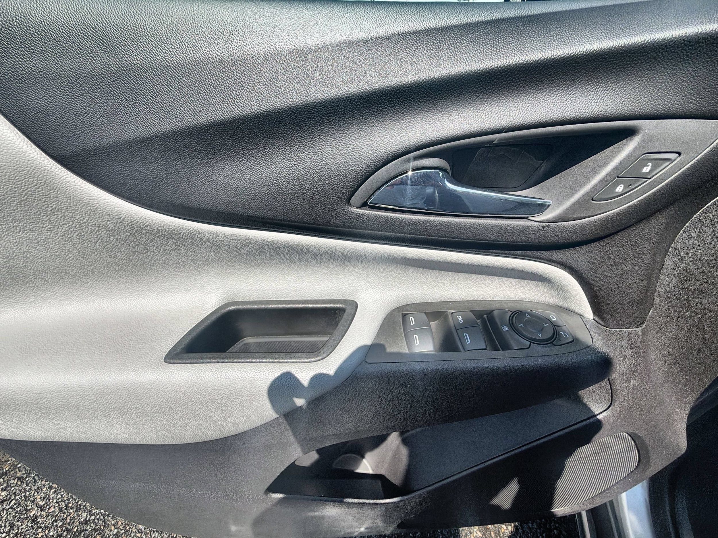 2024 Chevrolet Equinox LS - Photo 24