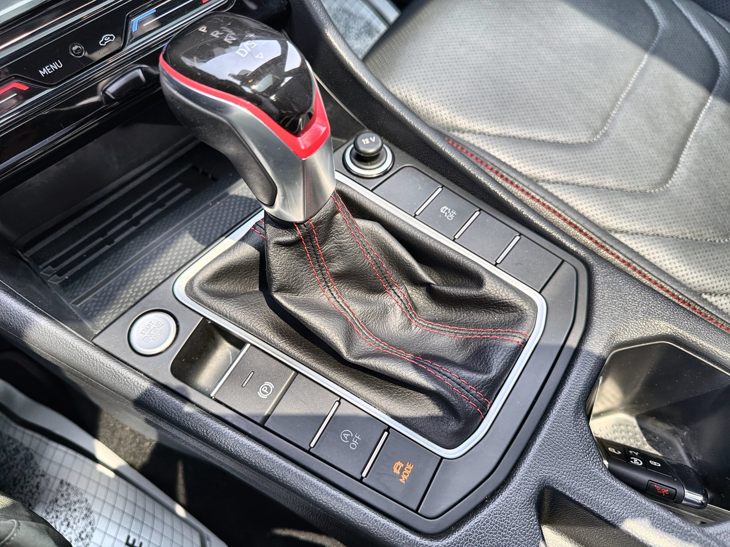 2025 Volkswagen Jetta GLI Autobahn - Photo 17
