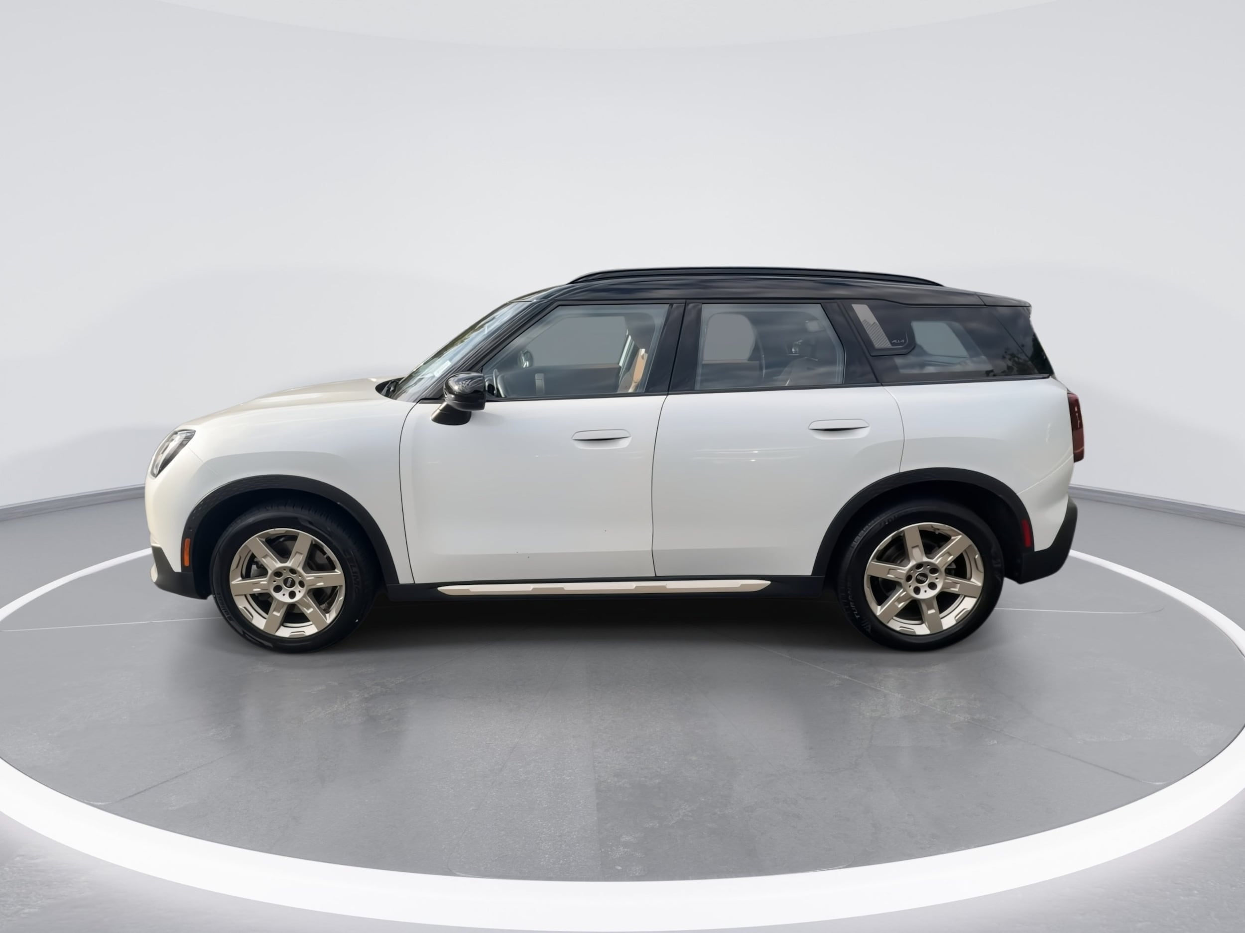 2025 MINI Countryman S - Photo 5