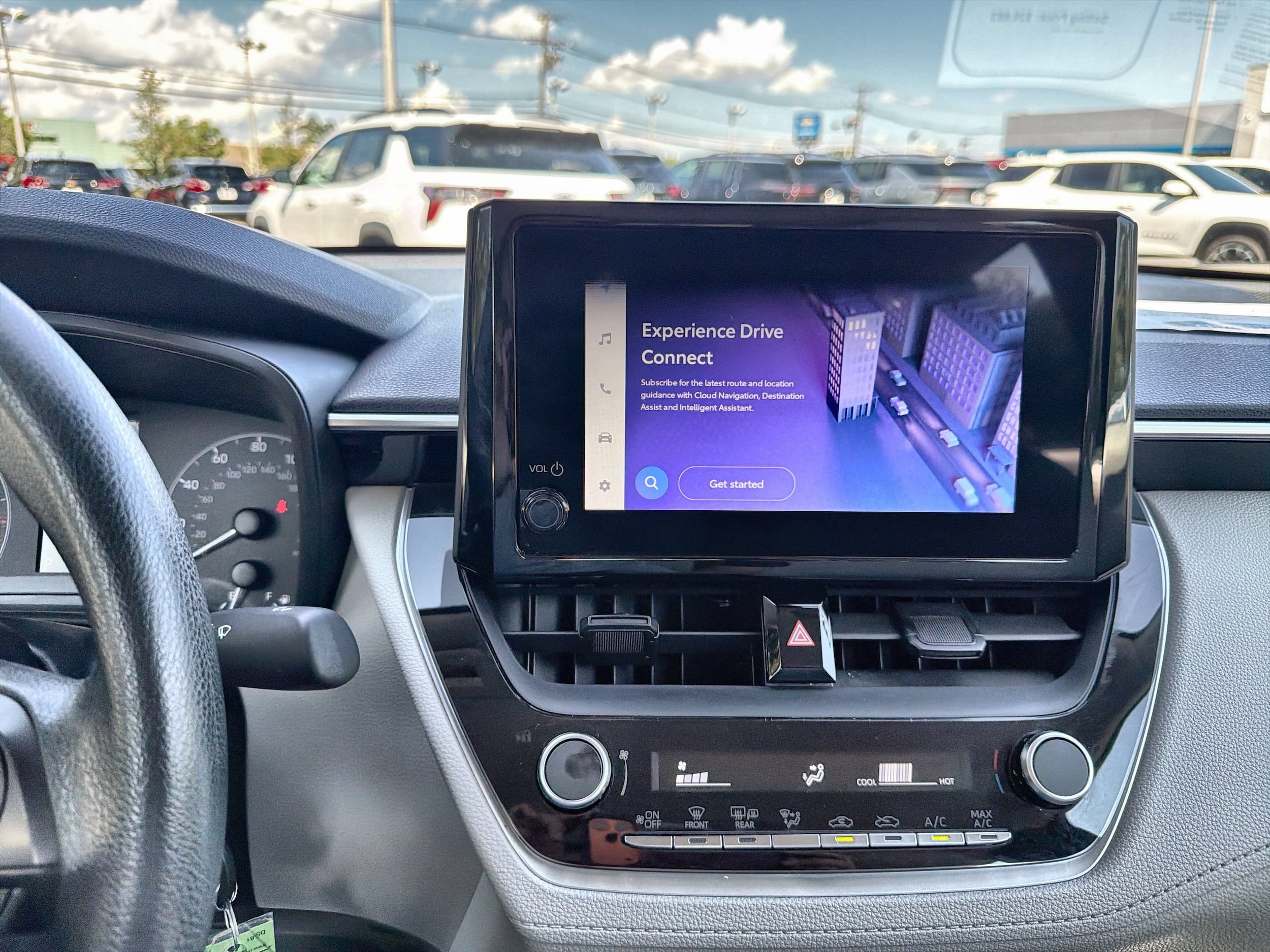 2023 Toyota Corolla Cross L - Photo 13