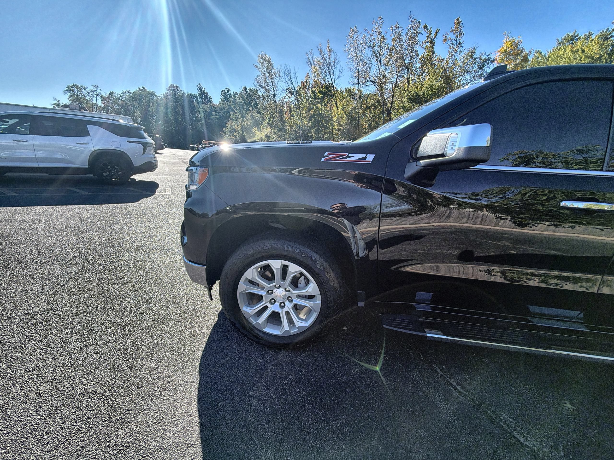 2022 Chevrolet Silverado 1500 LTZ - Photo 34