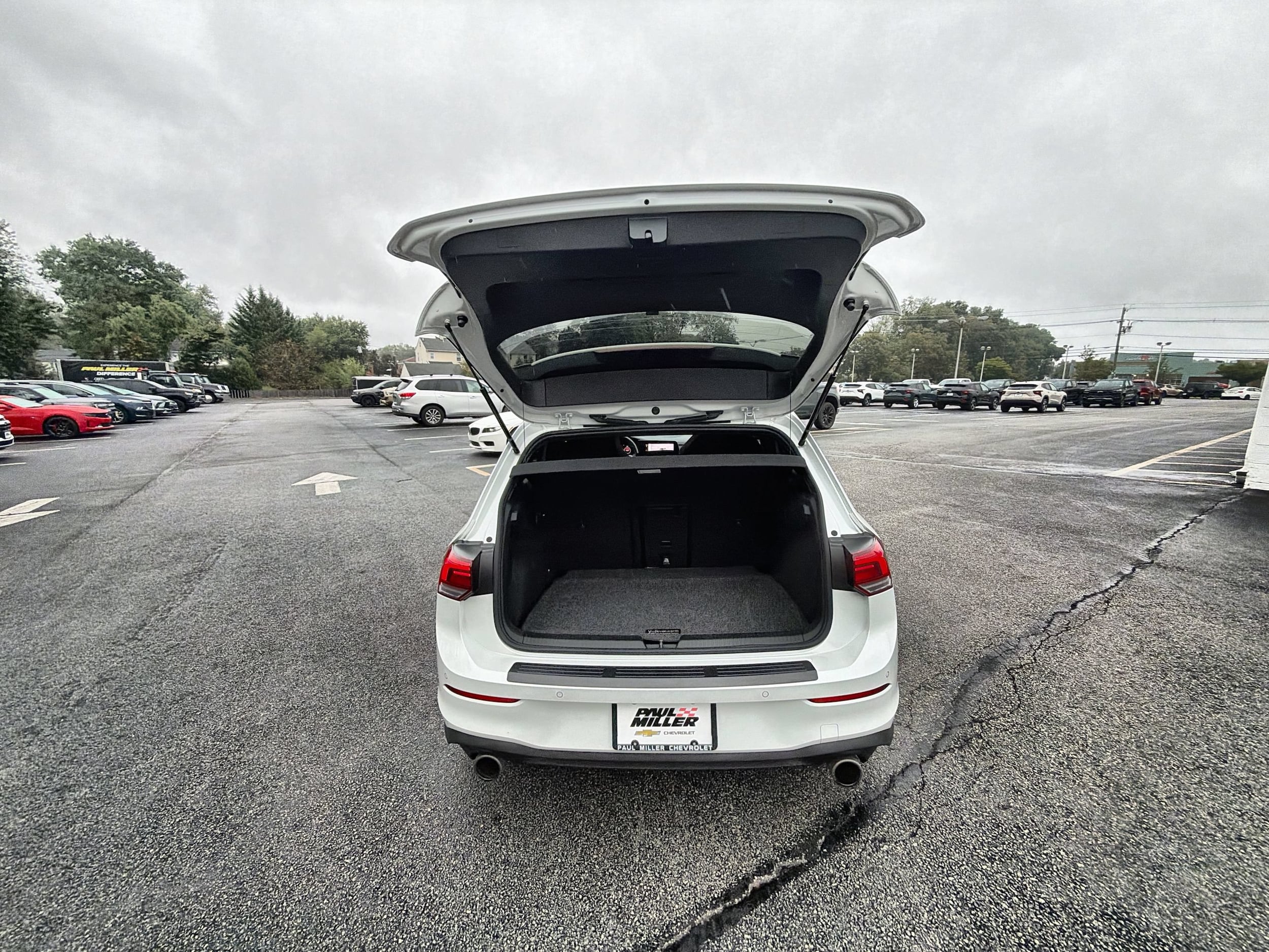 2024 Volkswagen Golf GTI SE - Photo 27