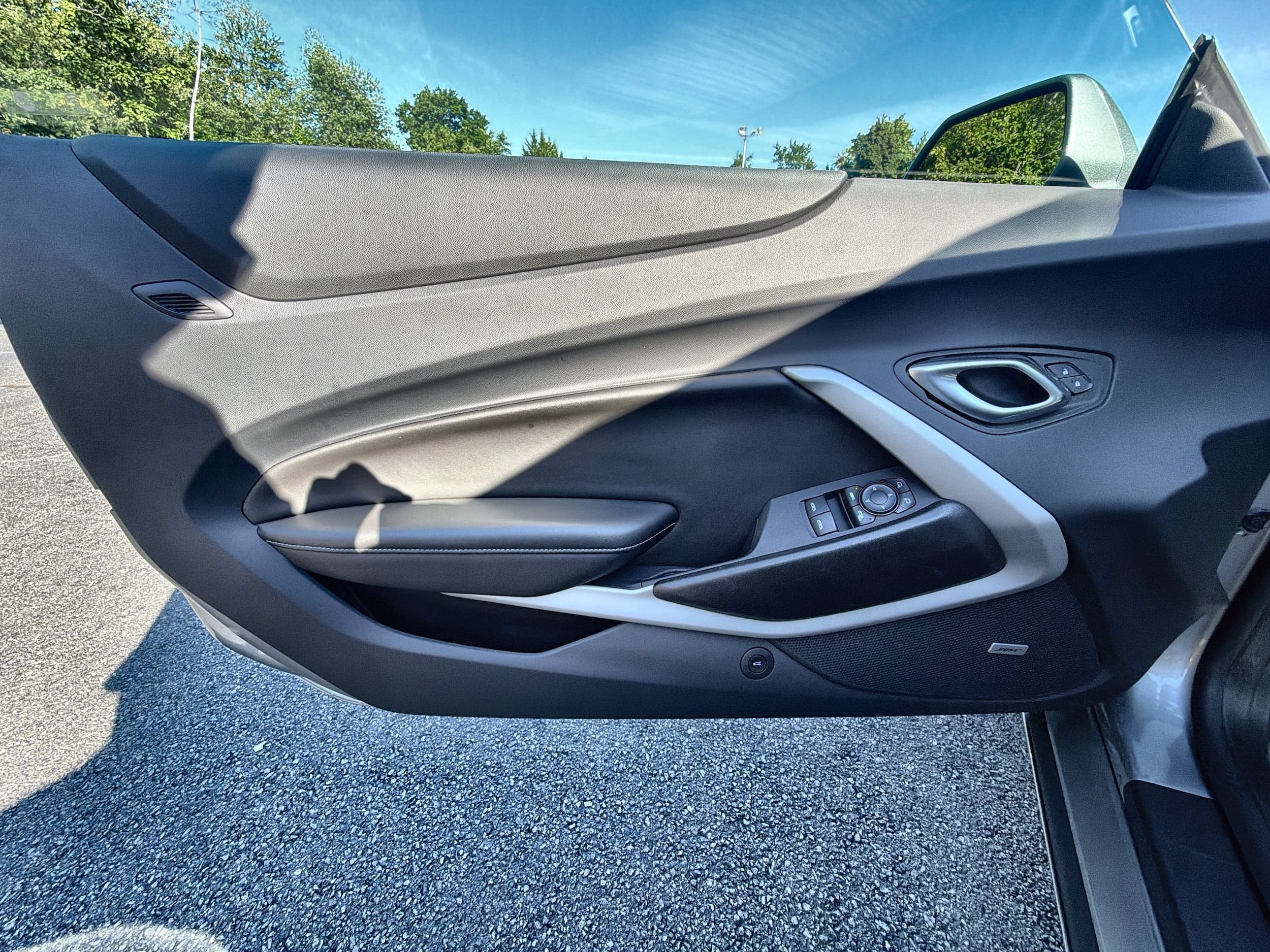 2024 Chevrolet Camaro LT1 - Photo 23
