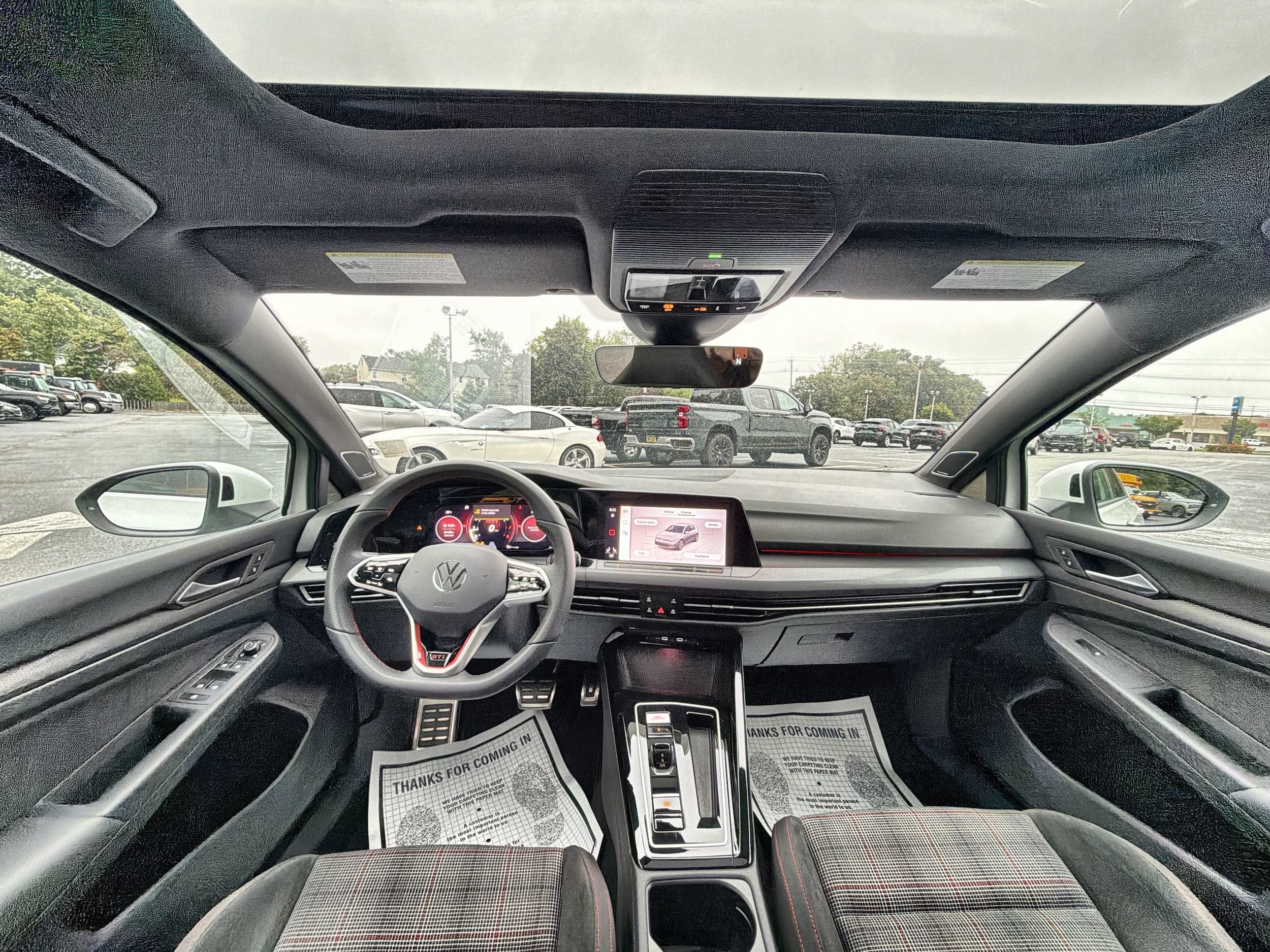 2024 Volkswagen Golf GTI SE - Photo 21