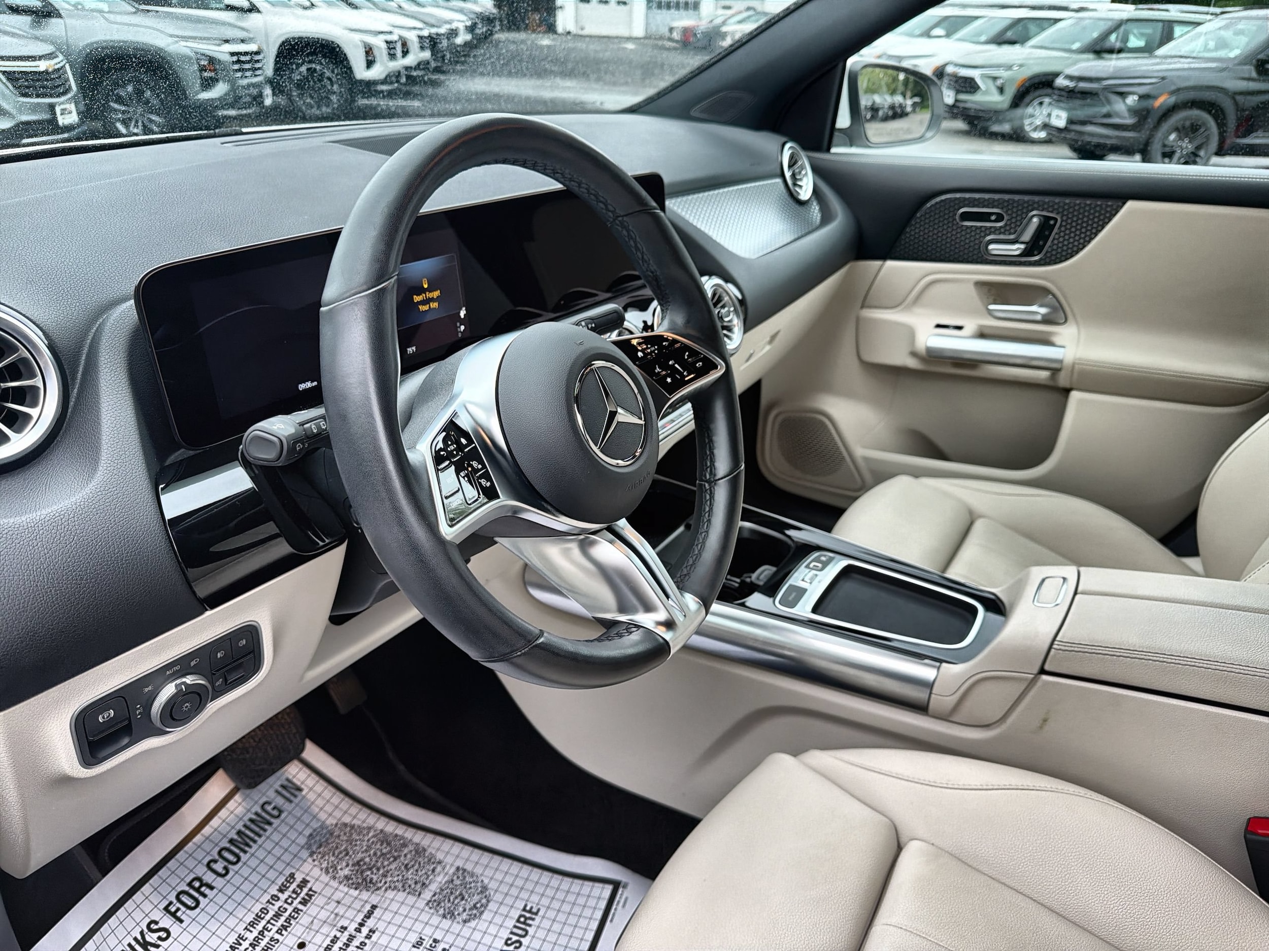 2025 Mercedes-Benz GLA GLA250 - Photo 11