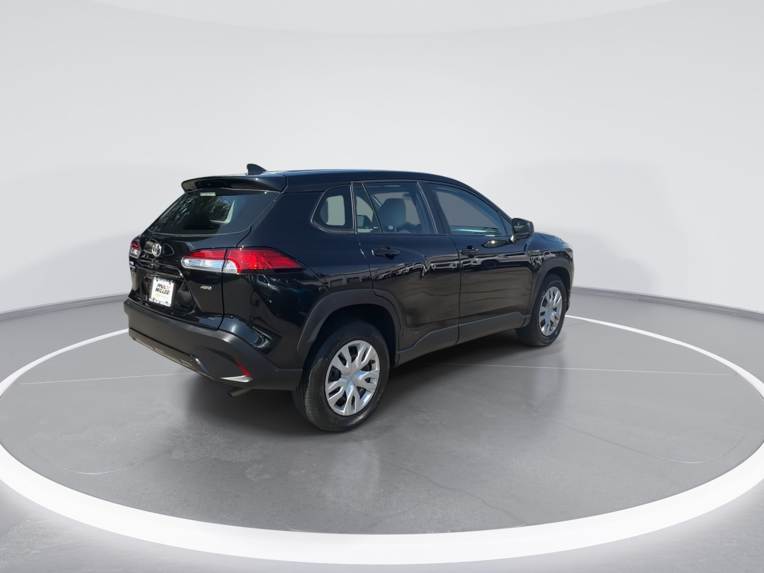 2023 Toyota Corolla Cross L - Photo 8